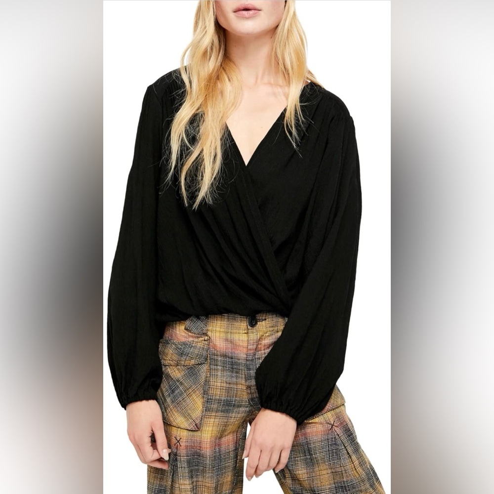 Free People Check On It Surplice Blouse XS Black Crinkle Boho Top